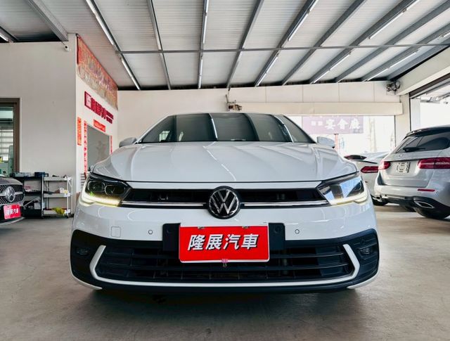 230 TSI LIFE 原版件 ACC/Apple CarPlay/車道偏移/無線充電板/LED頭燈 (北安店)  第2張相片