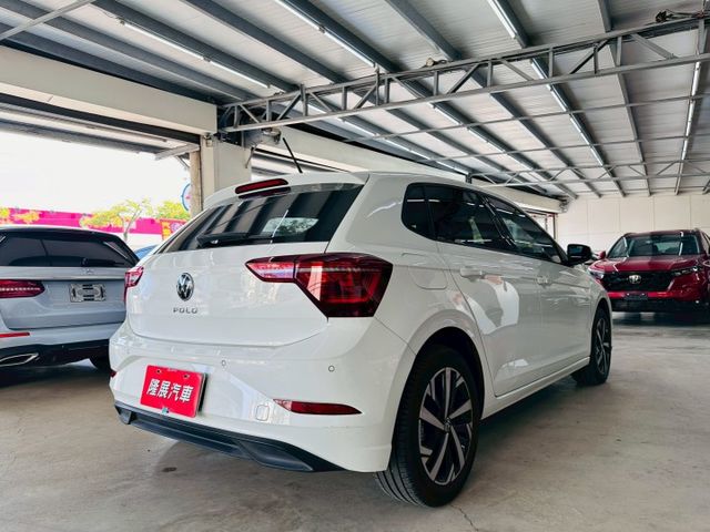 230 TSI LIFE 原版件 ACC/Apple CarPlay/車道偏移/無線充電板/LED頭燈 (北安店)  第18張相片