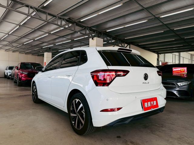 230 TSI LIFE 原版件 ACC/Apple CarPlay/車道偏移/無線充電板/LED頭燈 (北安店)  第20張相片