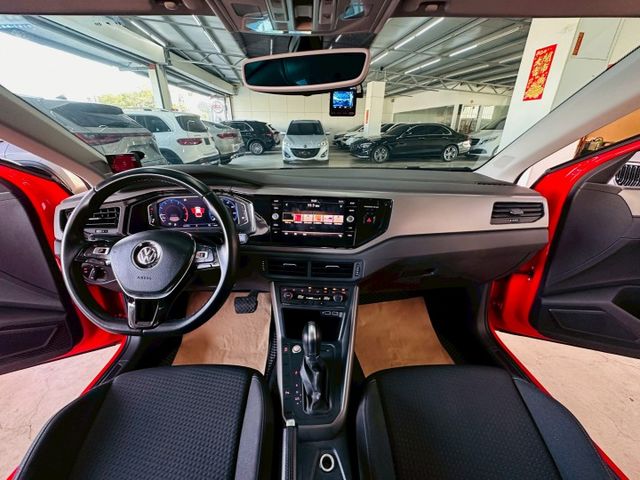 配備~天窗/I-KEY/ACC/Apple CarPlay/數位儀表/LED頭燈 (北安店)  第8張相片