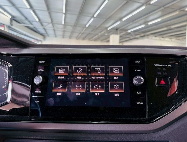 配備~天窗/I-KEY/ACC/Apple CarPlay/數位儀表/LED頭燈 (北安店)  第12張相片