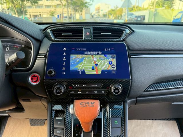 VTI-S 換檔撥片/I-KEY/ACC/Apple CarPlay/盲點/AUTO HOLD/倒車顯影 (海佃店)  第10張相片