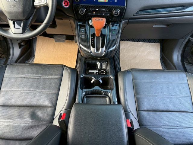 VTI-S 換檔撥片/I-KEY/ACC/Apple CarPlay/盲點/AUTO HOLD/倒車顯影 (海佃店)  第13張相片