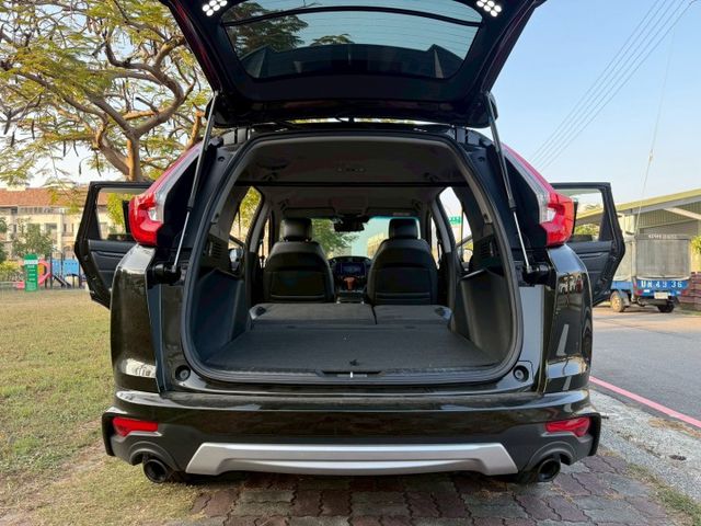 VTI-S 換檔撥片/I-KEY/ACC/Apple CarPlay/盲點/AUTO HOLD/倒車顯影 (海佃店)  第17張相片