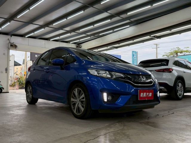 S版 原版件 原廠保養 配備~定速/倒車顯影/換檔撥片/電動後視鏡/胎壓偵測 (北安店)  第3張相片