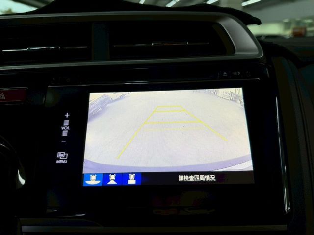 S版 原版件 原廠保養 配備~定速/倒車顯影/換檔撥片/電動後視鏡/胎壓偵測 (北安店)  第11張相片