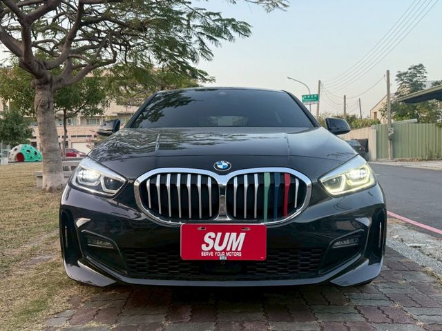 Edition M 原版件 原廠保養 手機數位鑰匙/ACC/Apple CarPlay/盲點/車道偏離/電尾門(海佃店)  第1張相片