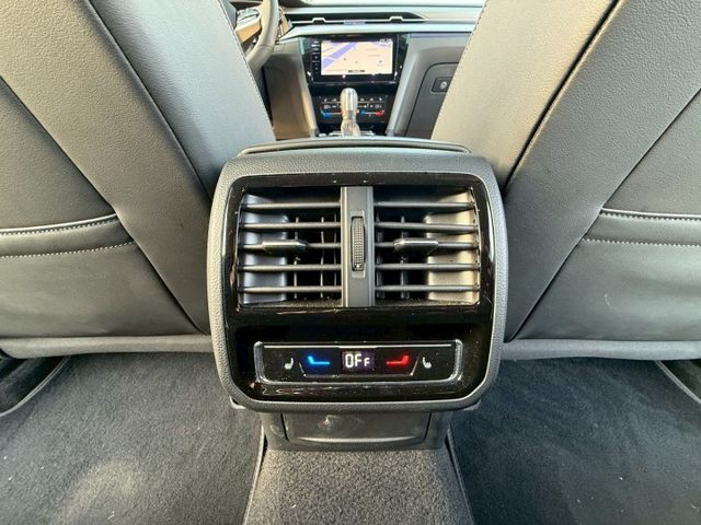 原版件 雙電動椅/4電熱椅/Apple CarPlay/環景/ACC/HUD/無線充電板/車道維持/自動停車 (海佃店)  第14張相片