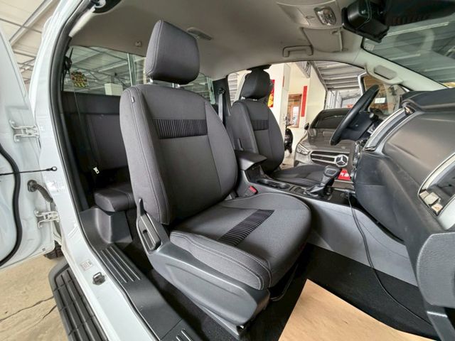 稀有單廂半座艙 4X4 TURBO 原版件 原廠保養  全速域輔助煞停系統 車道偏移輔助 (北安店)  第6張相片