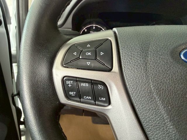 稀有單廂半座艙 4X4 TURBO 原版件 原廠保養  全速域輔助煞停系統 車道偏移輔助 (北安店)  第9張相片