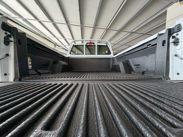 稀有單廂半座艙 4X4 TURBO 原版件 原廠保養  全速域輔助煞停系統 車道偏移輔助 (北安店)  第16張相片