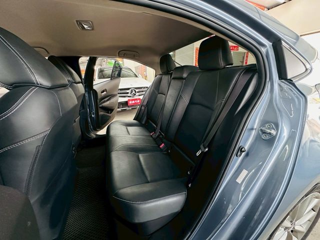 油電尊爵 原版件 原廠保固中 配備~I-KEY/ACC/車道偏移/盲點/倒車顯影/電動後視鏡 (北安店)  第5張相片