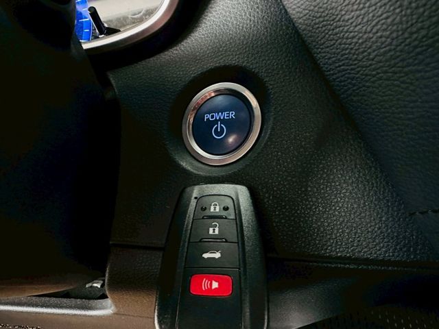 油電尊爵 原版件 原廠保固中 配備~I-KEY/ACC/車道偏移/盲點/倒車顯影/電動後視鏡 (北安店)  第13張相片