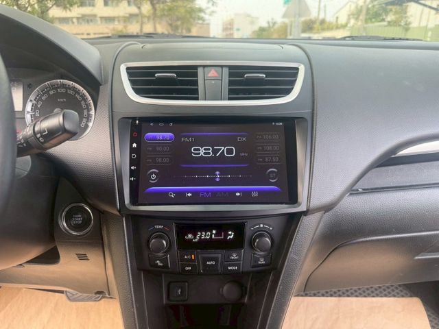 GLX 配備~I-KEY/摸門/定速/倒車顯影/恆溫空調/方向盤音響控制 (海佃店)  第9張相片