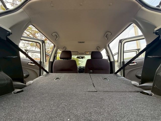 GLX 配備~I-KEY/摸門/定速/倒車顯影/恆溫空調/方向盤音響控制 (海佃店)  第17張相片