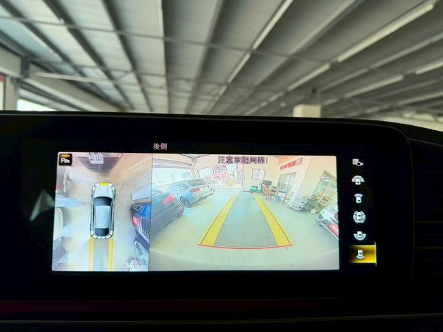 4MATIC+ 配備~雙記憶椅/天窗/ACC/無線充電座/換檔撥片/電子懸吊/環景/電尾門 (北安店)  第11張相片