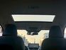 頂級版 原版件 雙通風椅/前後座加熱座椅/天窗/換檔撥片/HUD/環景/盲點/電尾門 (海佃店)  第16張縮圖