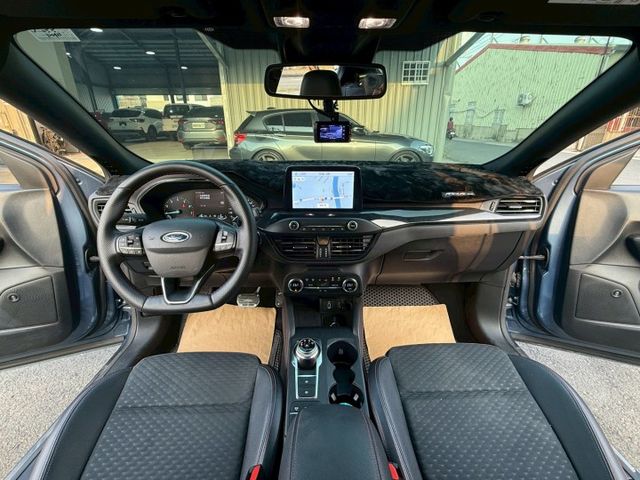 ST-Line 原廠保養 I-KEY/ACC/CarPlay/無線充電板/HUD/B&O音響/盲點 (海佃店)  第7張相片