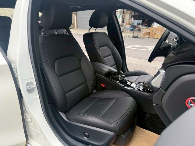 風尚版 原版件 配備~I-KEY/天窗/換檔撥片/ACC/雙記憶椅/雙電熱椅/車道偏移/環景/導航 (海佃店)  第6張相片