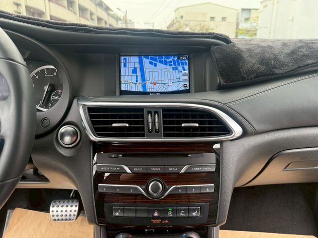 風尚版 原版件 配備~I-KEY/天窗/換檔撥片/ACC/雙記憶椅/雙電熱椅/車道偏移/環景/導航 (海佃店)  第10張相片