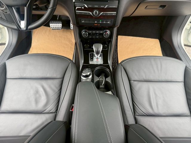 風尚版 原版件 配備~I-KEY/天窗/換檔撥片/ACC/雙記憶椅/雙電熱椅/車道偏移/環景/導航 (海佃店)  第13張相片