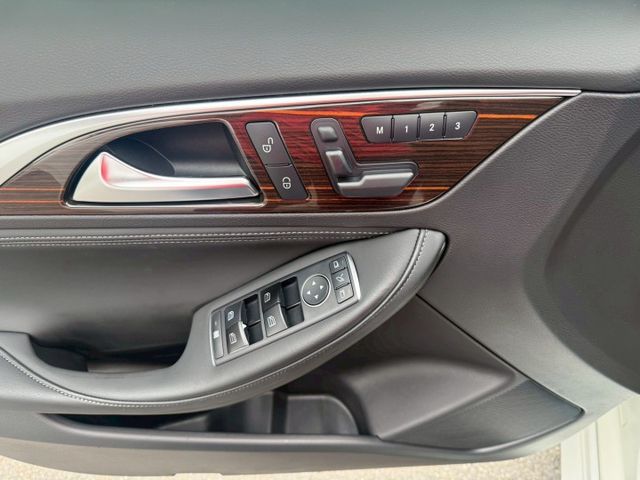 風尚版 原版件 配備~I-KEY/天窗/換檔撥片/ACC/雙記憶椅/雙電熱椅/車道偏移/環景/導航 (海佃店)  第15張相片