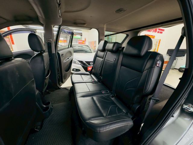 精緻型 原版件 配備~定速/電動後視鏡/循跡防滑/胎壓偵測/方向盤音響控制 (海佃店)  第4張相片