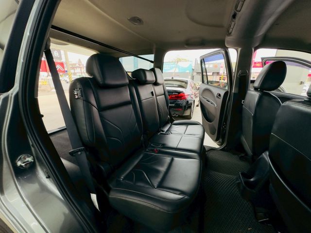 精緻型 原版件 配備~定速/電動後視鏡/循跡防滑/胎壓偵測/方向盤音響控制 (海佃店)  第6張相片