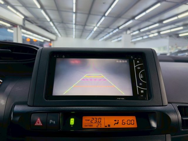 7人座休旅 原版件 配備~倒車顯影/電動後視鏡/恆溫空調/藍芽/高低可調大燈 (北安店)  第12張相片