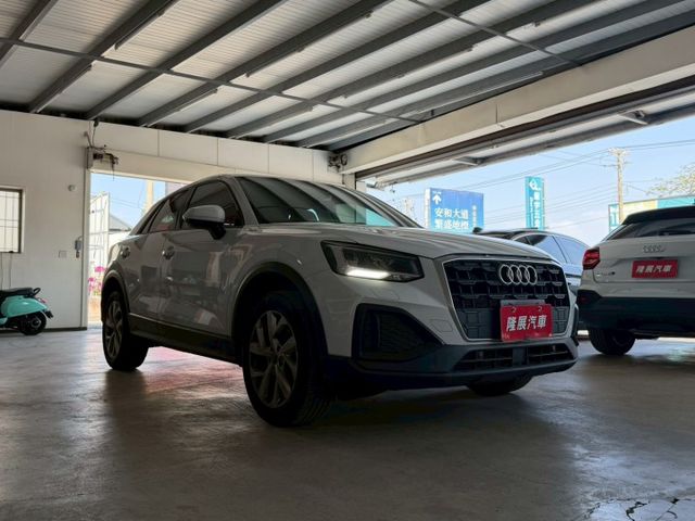 原版件 原廠保固 配備~I-KEY/ACC/Apple CarPlay/盲點/車道維持/倒車顯影/電尾門 (海佃店)  第3張相片