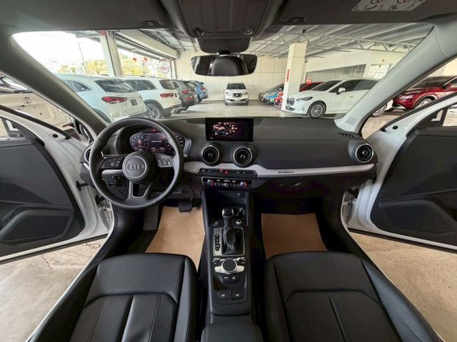 原版件 原廠保固 配備~I-KEY/ACC/Apple CarPlay/盲點/車道維持/倒車顯影/電尾門 (海佃店)  第8張相片