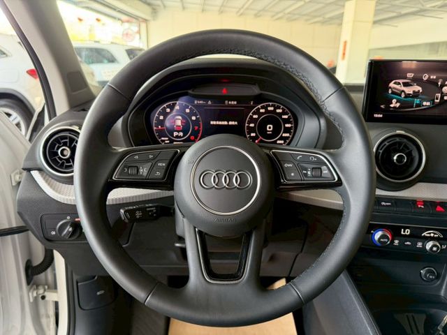 原版件 原廠保固 配備~I-KEY/ACC/Apple CarPlay/盲點/車道維持/倒車顯影/電尾門 (海佃店)  第9張相片