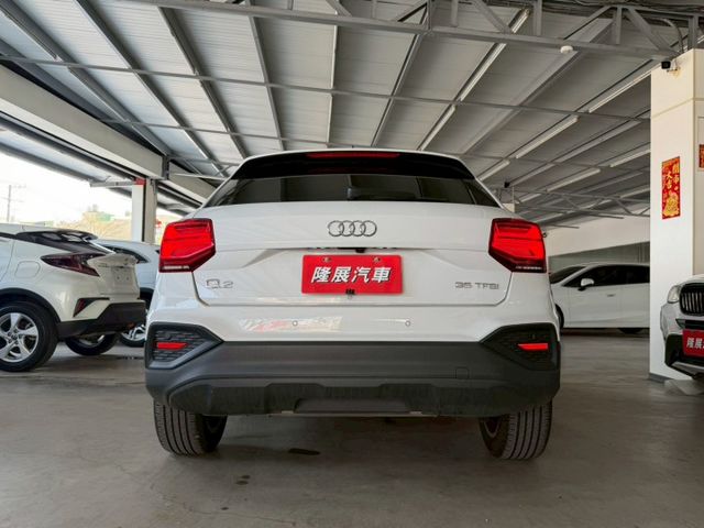 原版件 原廠保固 配備~I-KEY/ACC/Apple CarPlay/盲點/車道維持/倒車顯影/電尾門 (海佃店)  第19張相片