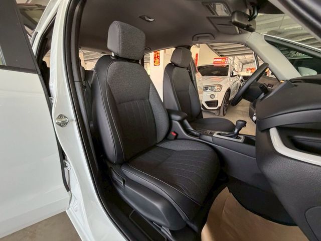 油電 原版件 原廠保固 配備~I-KEY/ACC/Apple CarPlay/盲點/車道維持/LED頭燈 (海佃店)  第6張相片