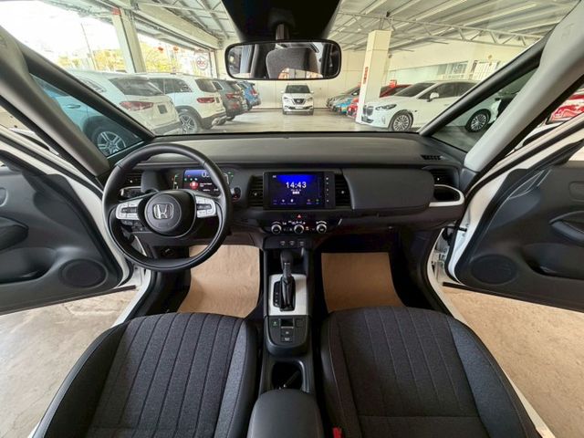 油電 原版件 原廠保固 配備~I-KEY/ACC/Apple CarPlay/盲點/車道維持/LED頭燈 (海佃店)  第8張相片