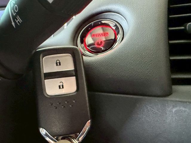 油電 原版件 原廠保固 配備~I-KEY/ACC/Apple CarPlay/盲點/車道維持/LED頭燈 (海佃店)  第14張相片