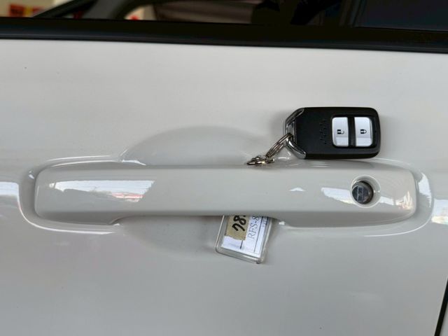 油電 原版件 原廠保固 配備~I-KEY/ACC/Apple CarPlay/盲點/車道維持/LED頭燈 (海佃店)  第16張相片