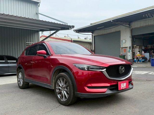 旗艦獻定版 配備~單電動椅/ACC/HUD/BOSE音響/Apple CarPlay/盲點/環景/電尾門 (海佃店)  第2張相片