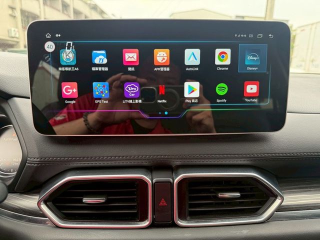 旗艦獻定版 配備~單電動椅/ACC/HUD/BOSE音響/Apple CarPlay/盲點/環景/電尾門 (海佃店)  第11張相片