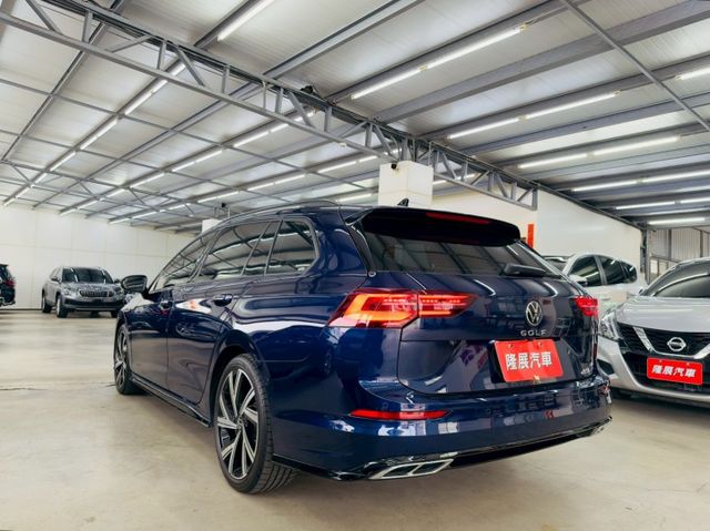 R-Line 原版件 原廠保固 配備~天窗/ACC/無線充電座/HK音響/HUD/電尾門 (北安店)  第20張相片