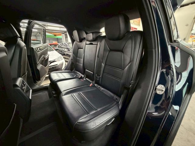 原版件 19年式~I-KEY/雙記憶椅/換檔撥片/倒車顯影/導航/電尾門/LED頭燈 (北安店)  第5張相片