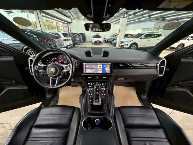 原版件 19年式~I-KEY/雙記憶椅/換檔撥片/倒車顯影/導航/電尾門/LED頭燈 (北安店)  第8張相片