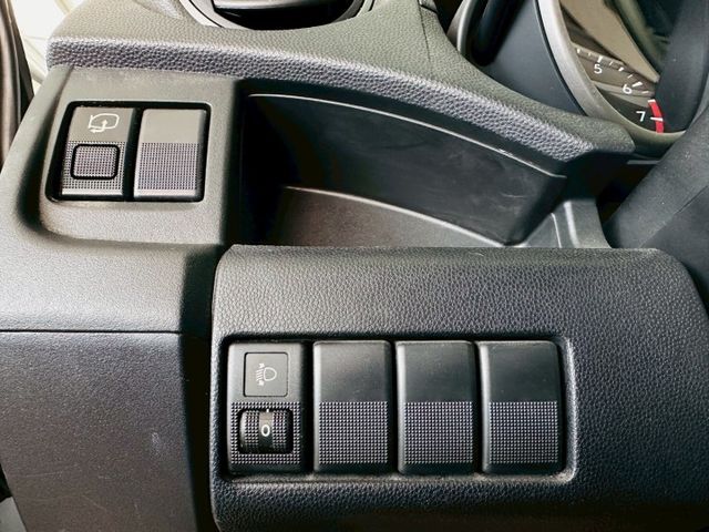 7人座 尊爵版 配備~天窗/定速/HUD/恆溫空調/電動後視鏡/方向盤音響控制 (海佃店)  第13張相片