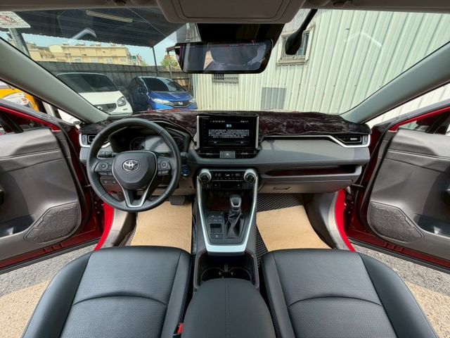 油電旗艦 原版件 原廠保固 單記憶椅/雙通風椅/HUD/環景/盲點/Apple CarPlay/電尾門 (北安店)  第7張相片