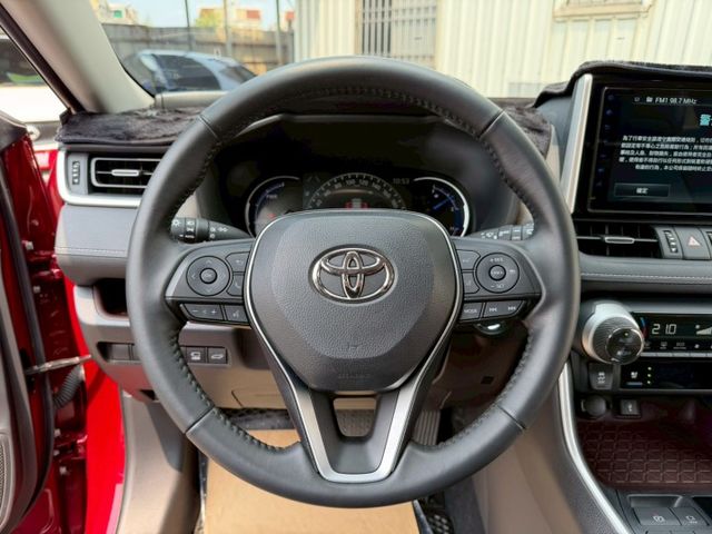 油電旗艦 原版件 原廠保固 單記憶椅/雙通風椅/HUD/環景/盲點/Apple CarPlay/電尾門 (北安店)  第8張相片