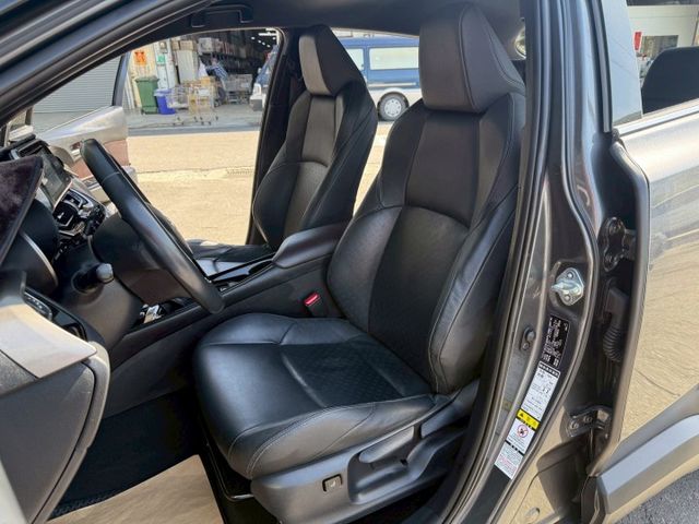 豪華型 原版件 配備~I-KEY/定速/倒車顯影/導航/雙電熱椅/HUD/AUTO HOLD (海佃店)  第4張相片