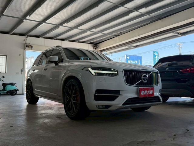 T5 Momentum AWD 原版件 全景天窗/雙記憶椅/ACC/車道偏移/環景/盲點/HUD/電尾門 (北安店)  第2張相片