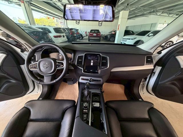 T5 Momentum AWD 原版件 全景天窗/雙記憶椅/ACC/車道偏移/環景/盲點/HUD/電尾門 (北安店)  第9張相片