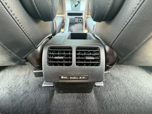 尊爵型 原版件 配備~單電動椅/天窗/單電動椅/倒車顯影/導航/電動後視鏡 (海佃店)  第15張相片