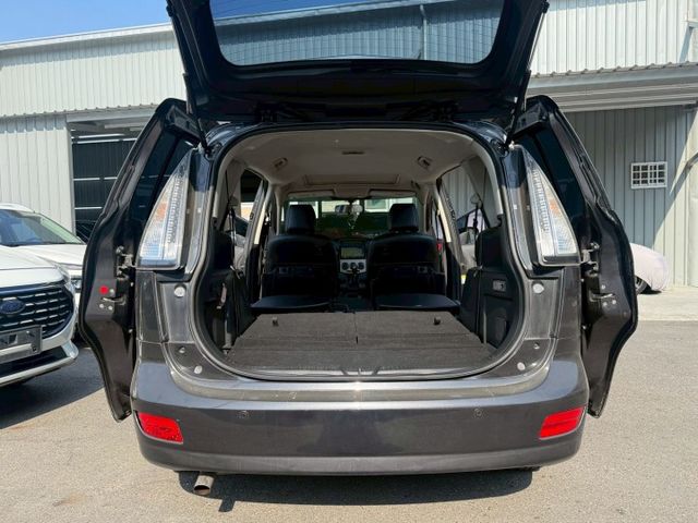 尊爵型 原版件 配備~單電動椅/天窗/單電動椅/倒車顯影/導航/電動後視鏡 (海佃店)  第18張相片